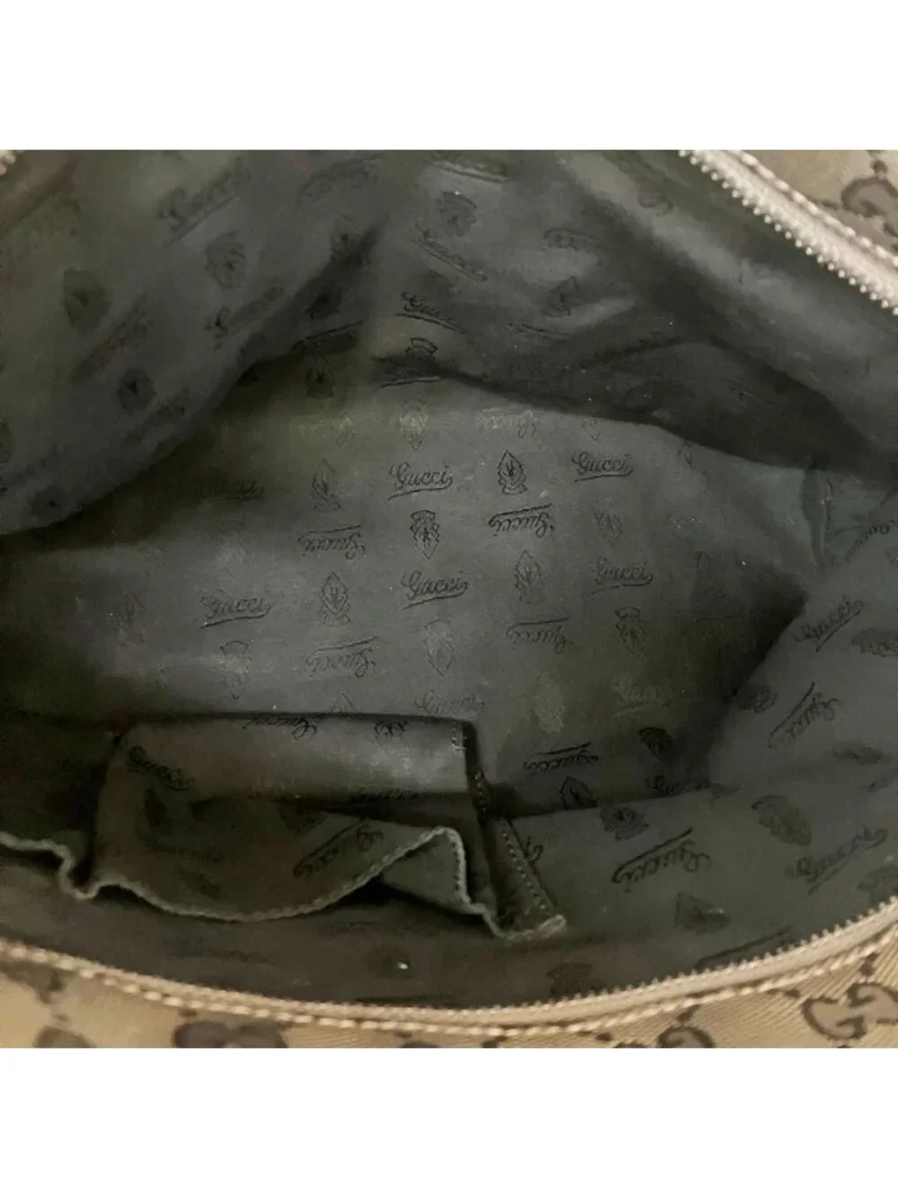 Gucci GG Supreme Tote Leather